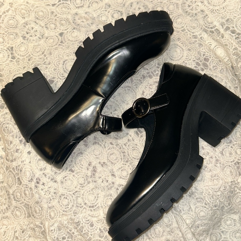 Seychelles Black Patent Mary Jane Platform Heels